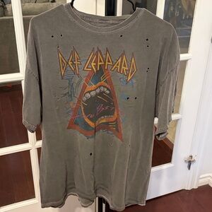 DEF LEPARD Distressed T-shirt
